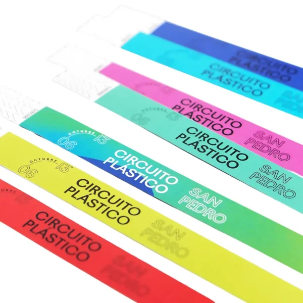 R76 اساور اللعب